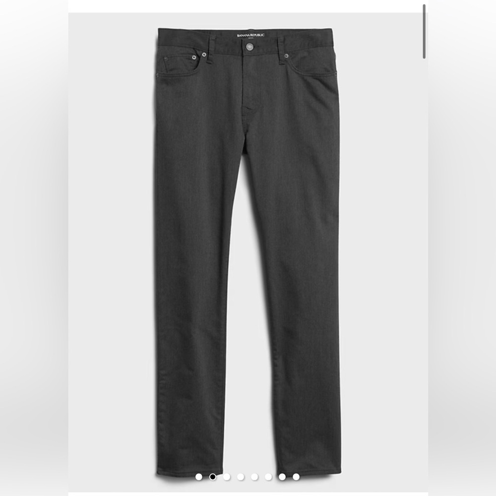 Banana Republic Men’s SLIM TRAVEL JEANS (2) - Picture 4 of 12